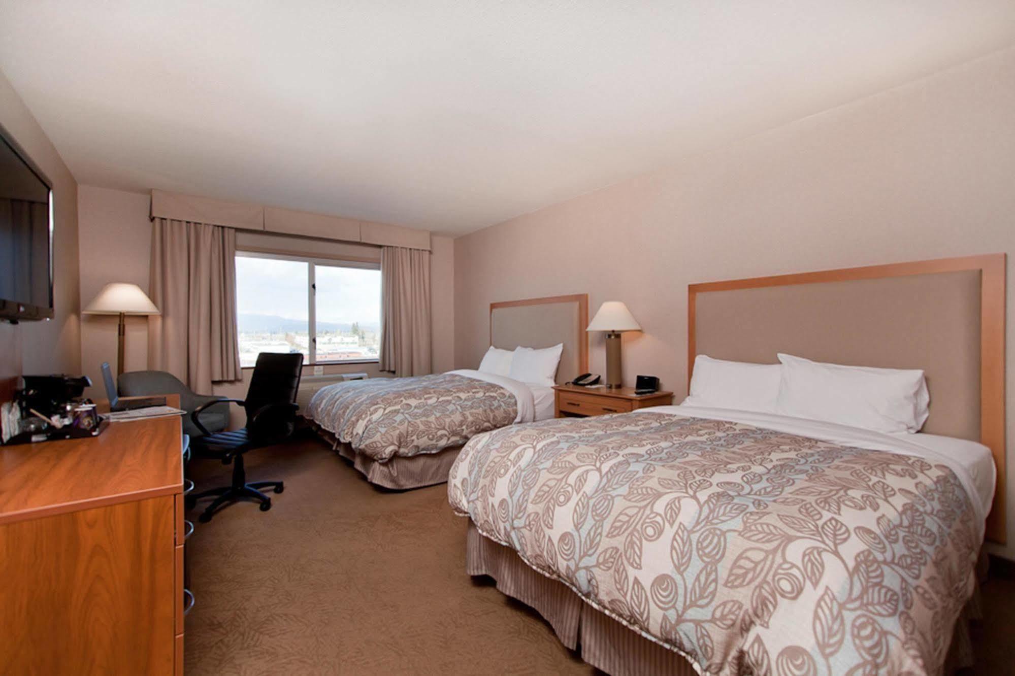 Coast Hotel & Convention Centre Langley Bilik gambar